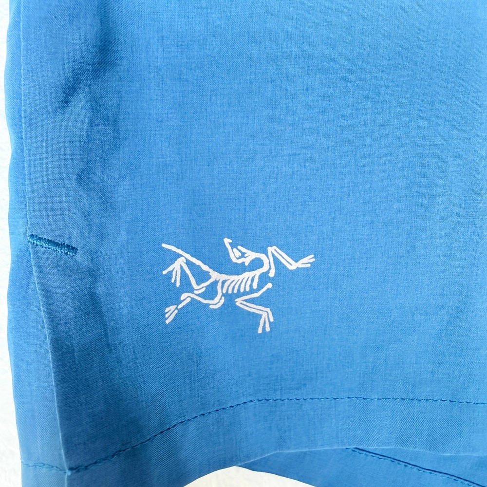 Arcteryx Norvan 7 Inch Running Shorts Mens Medium Blue Neon Yellow - Picture 3 of 10